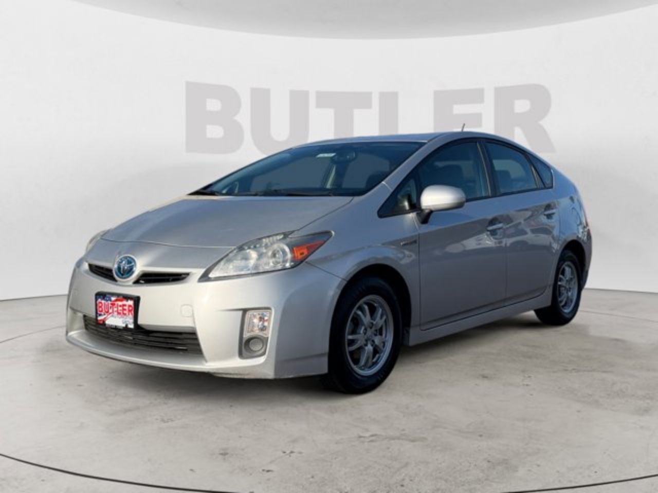 2010 Toyota Prius IV's photo