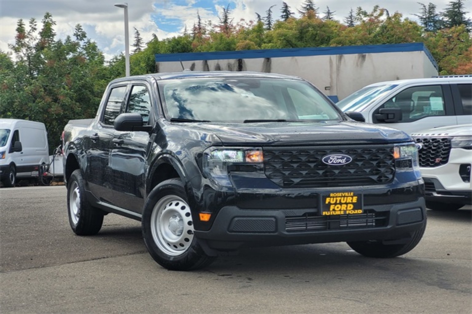 2026 Ford Maverick XL's photo