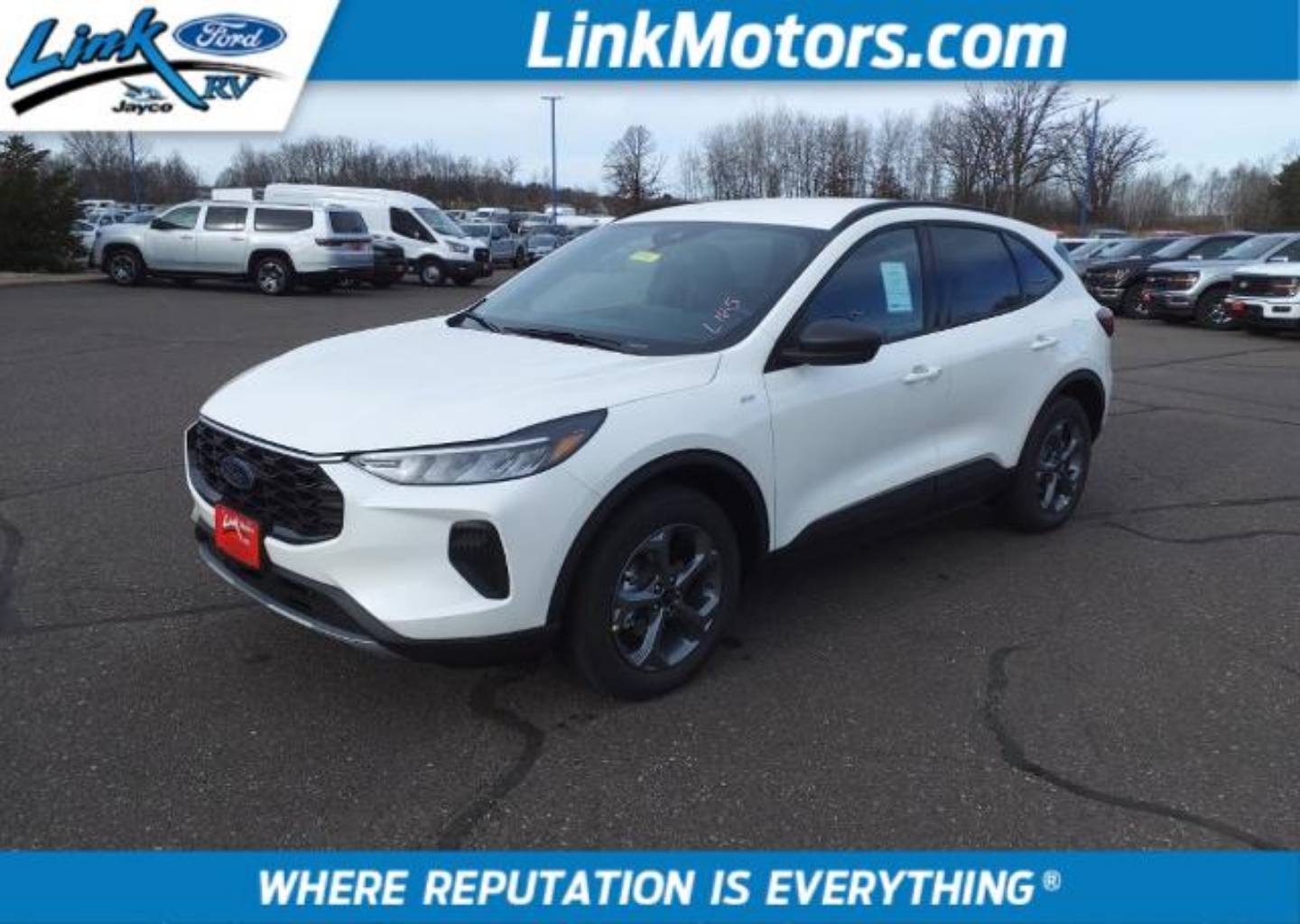 2025 Ford Escape ST-Line's photo