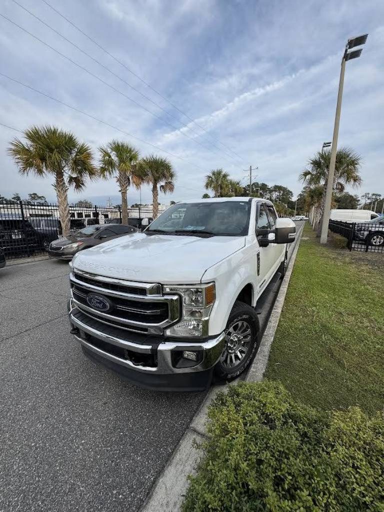2022 Ford F-350SD LARIAT