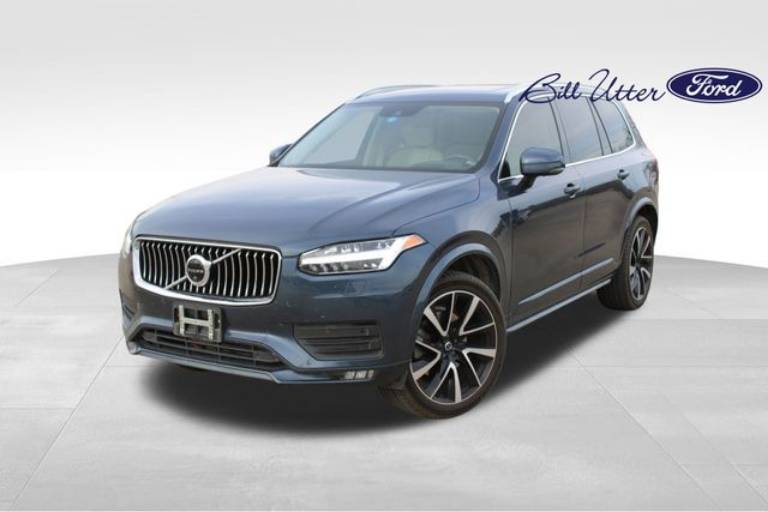 2020 Volvo XC90 T6 Momentum