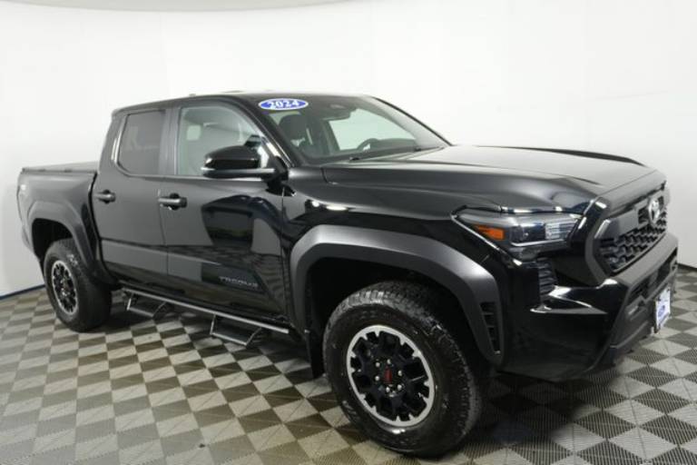 2024 Toyota Tacoma 4WD TRD OFF Road