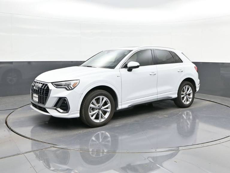 2023 Audi Q3 Premium Plus