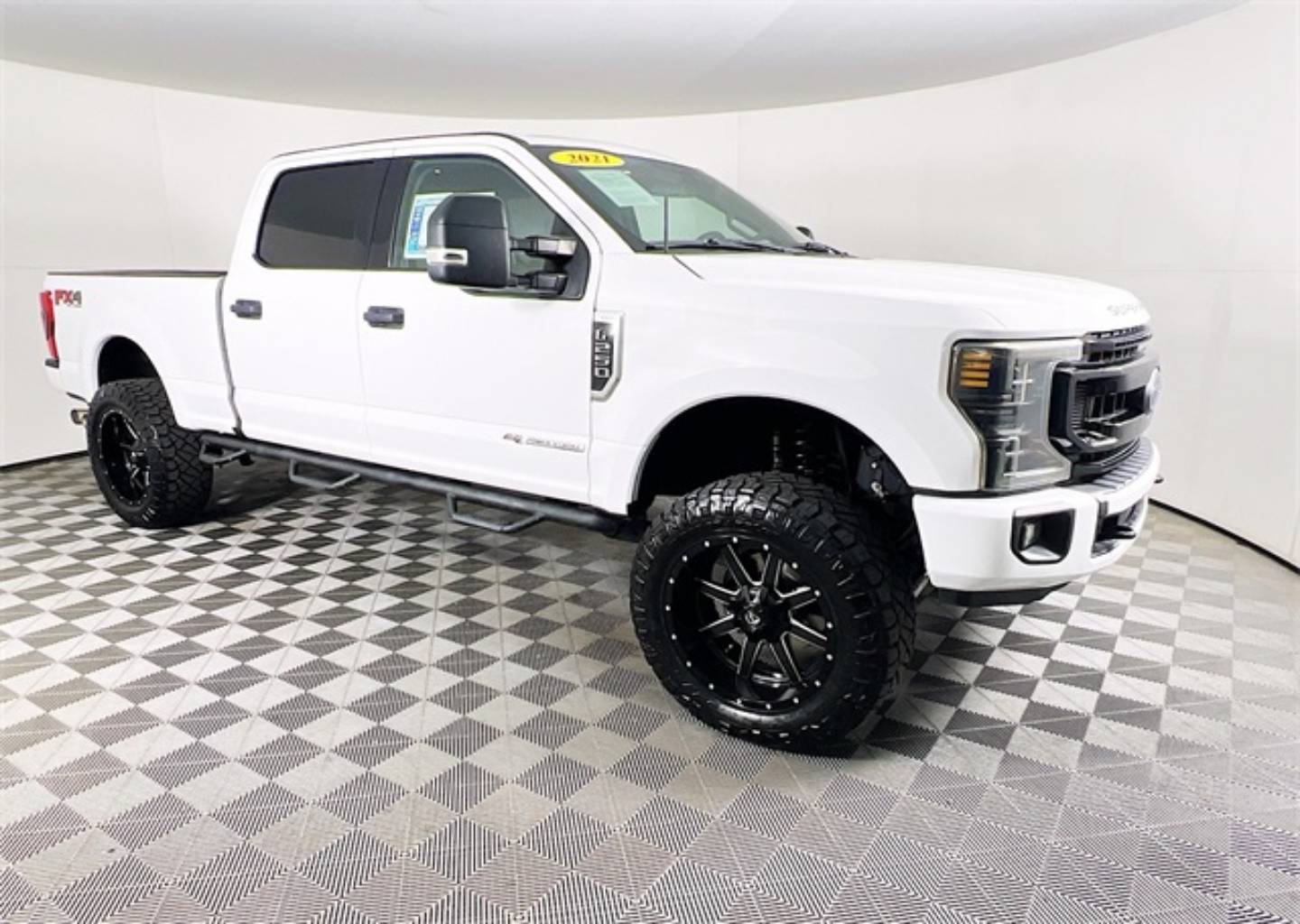 2021 Ford F-250 Super Duty XLT's photo