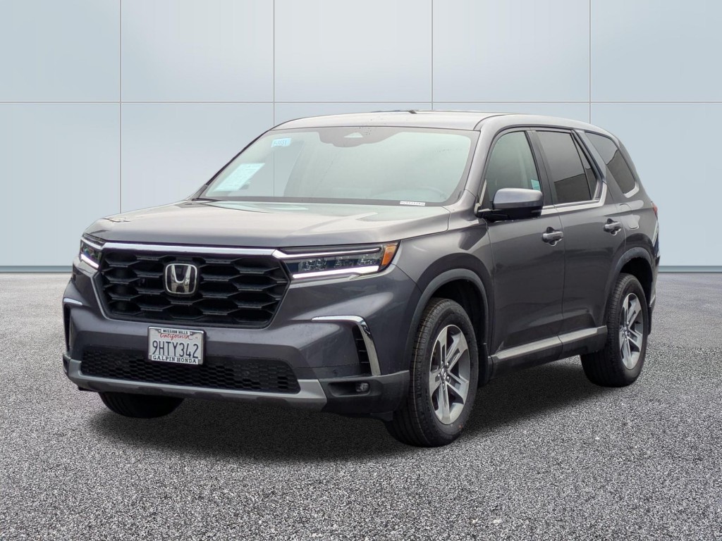 2023 Honda Pilot AWD EX-L 8 Passenger