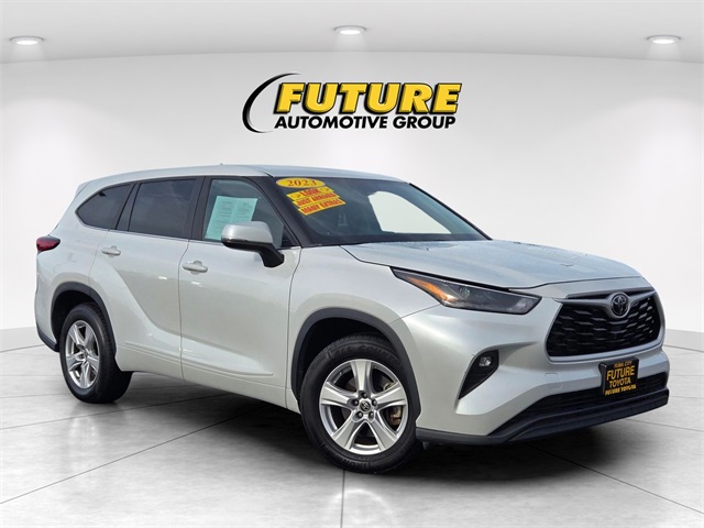 2023 Toyota Highlander LE