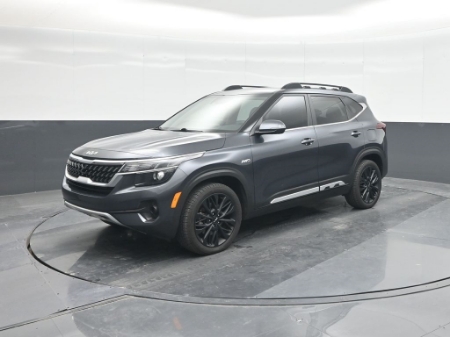 2022 Kia Seltos Nightfall