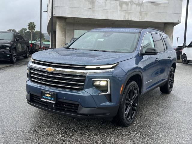 2026 Chevrolet Traverse FWD LT