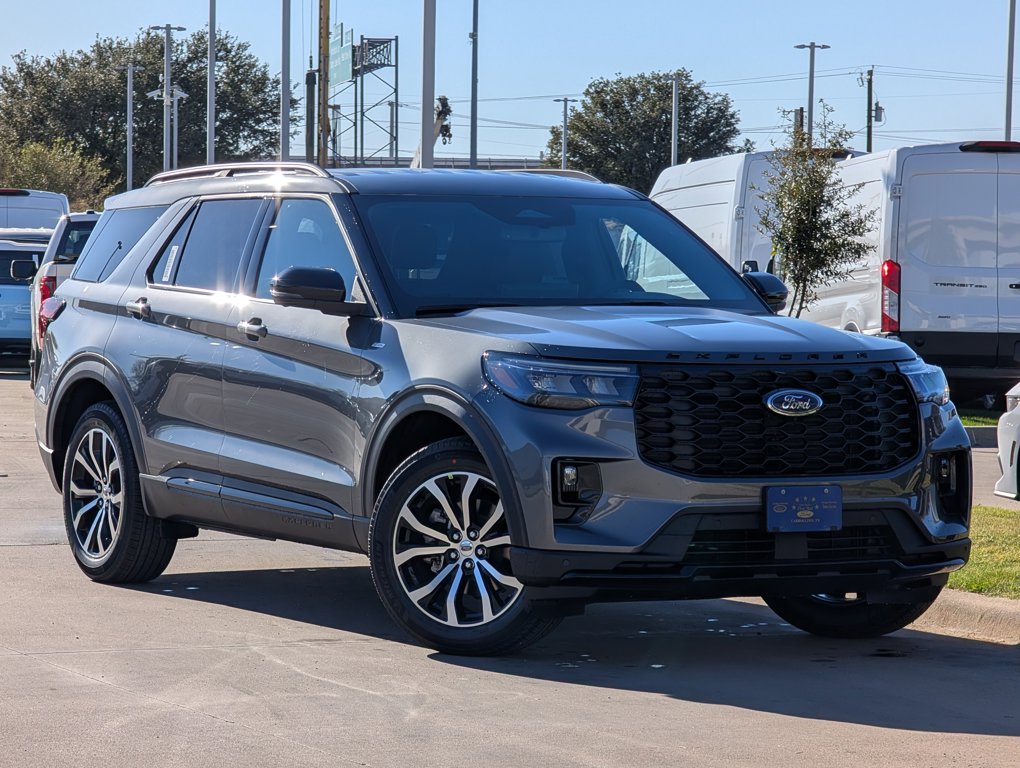 New 2026 Ford Explorer ST-Line