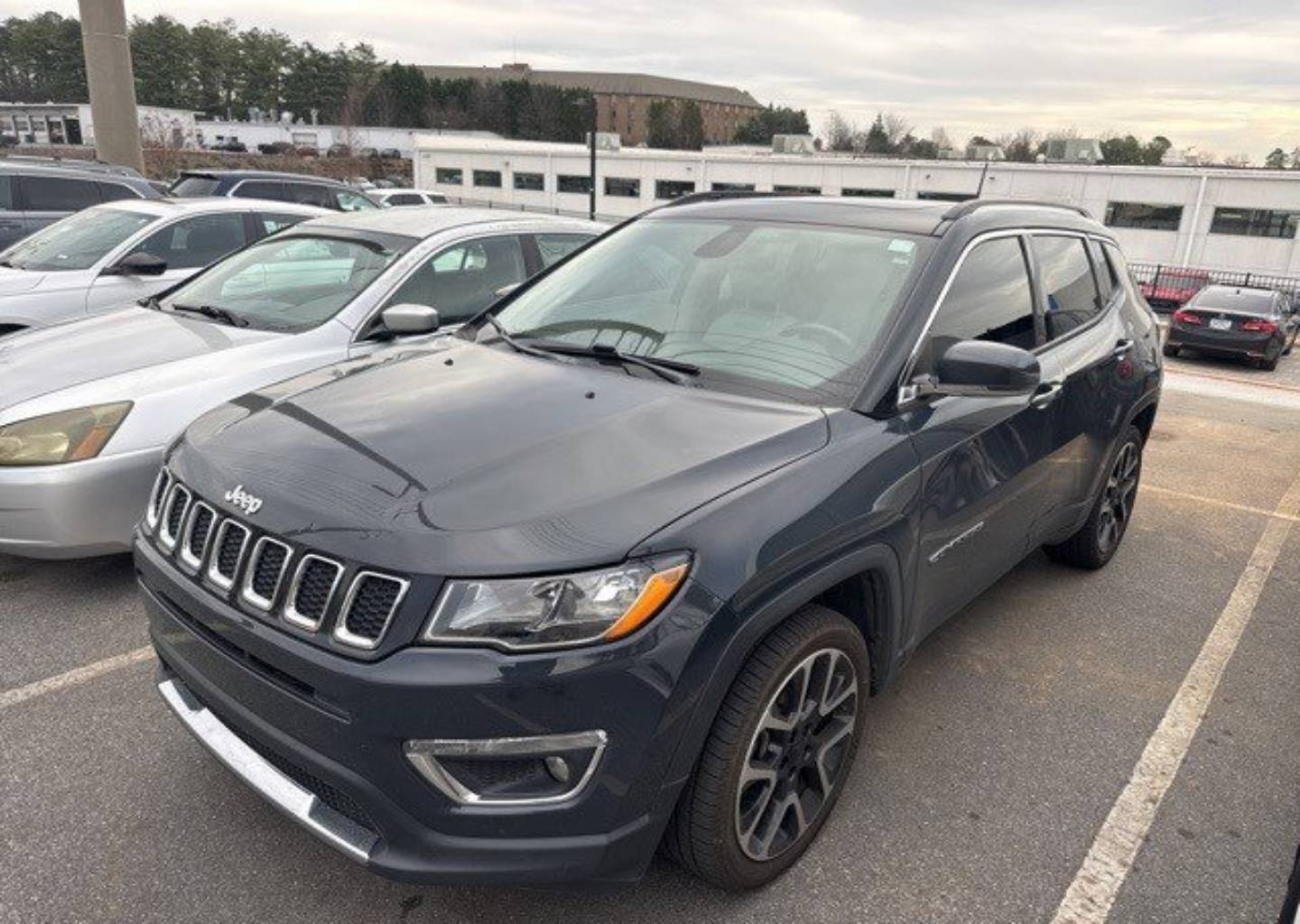 2018 Jeep Compass Limited's photo