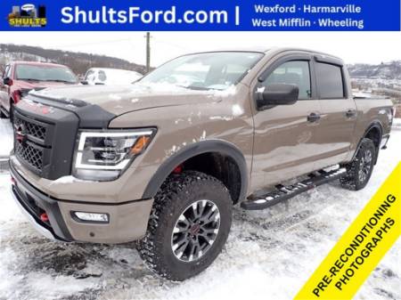 2023 Nissan Titan PRO-4X