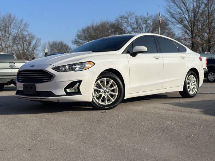 2019 Ford Fusion S