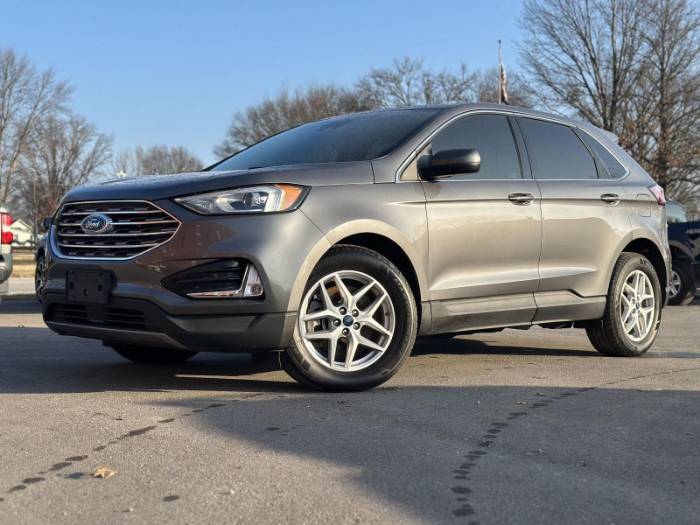 2022 Ford Edge SEL