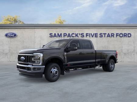 2026 Ford Super Duty F-350 DRW LARIAT