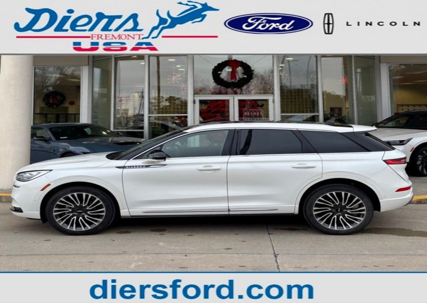 2021 Lincoln Corsair Reserve's photo