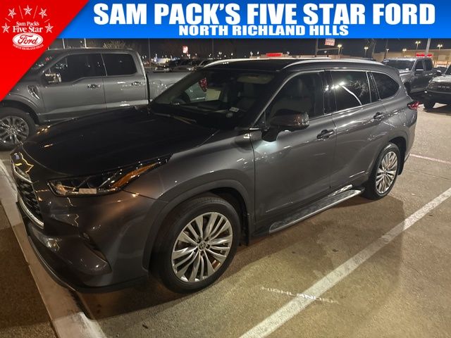 Used 2023 Toyota Highlander Platinum