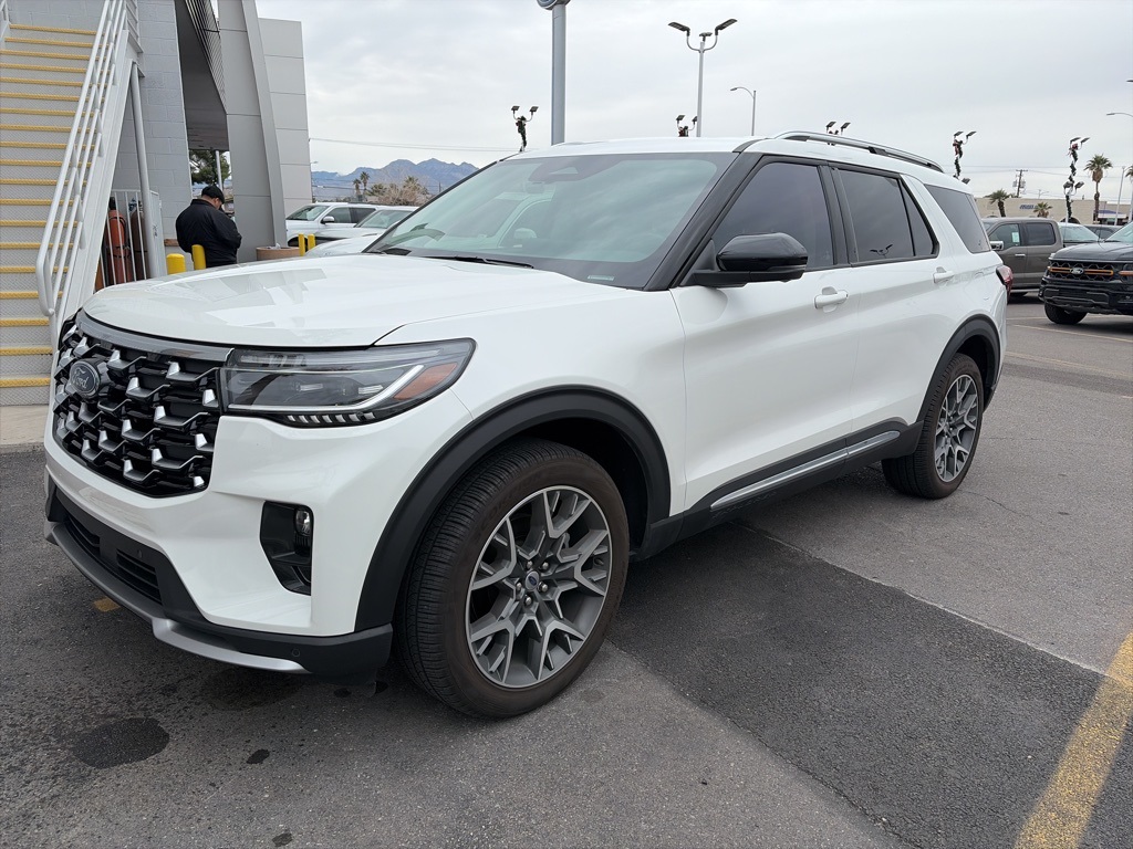 2025 Ford Explorer Platinum