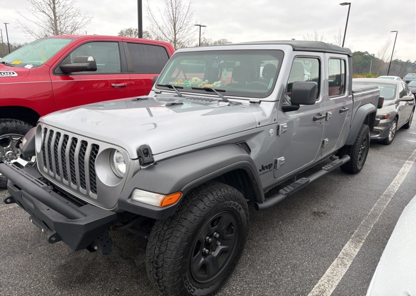 2021 Jeep Gladiator Sport's photo