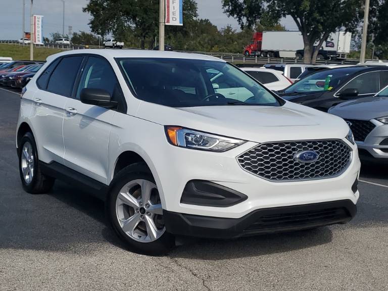 2024 Ford Edge SE