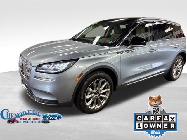 2022 Lincoln Corsair Base's photo