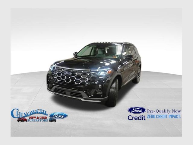 2026 Ford Explorer Platinum's photo