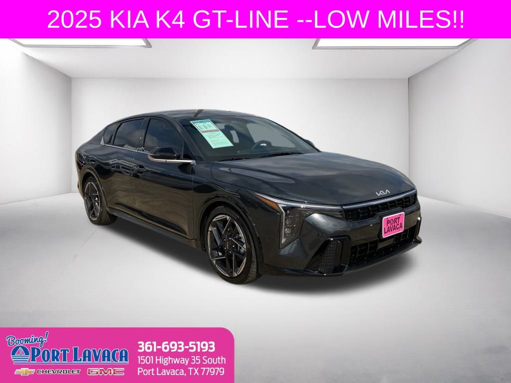 2025 Kia K4 GT-Line's photo