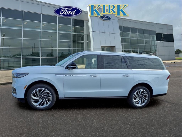 2026 Lincoln Navigator L Reserve