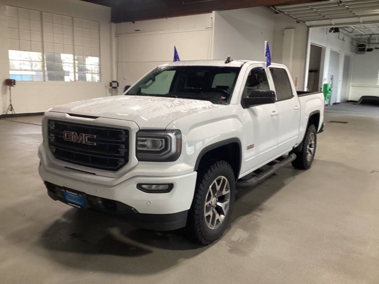 2017 GMC Sierra 1500 SLT's photo