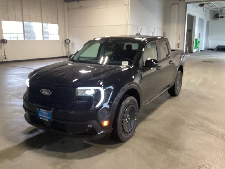 2026 Ford Maverick Lobo Standard