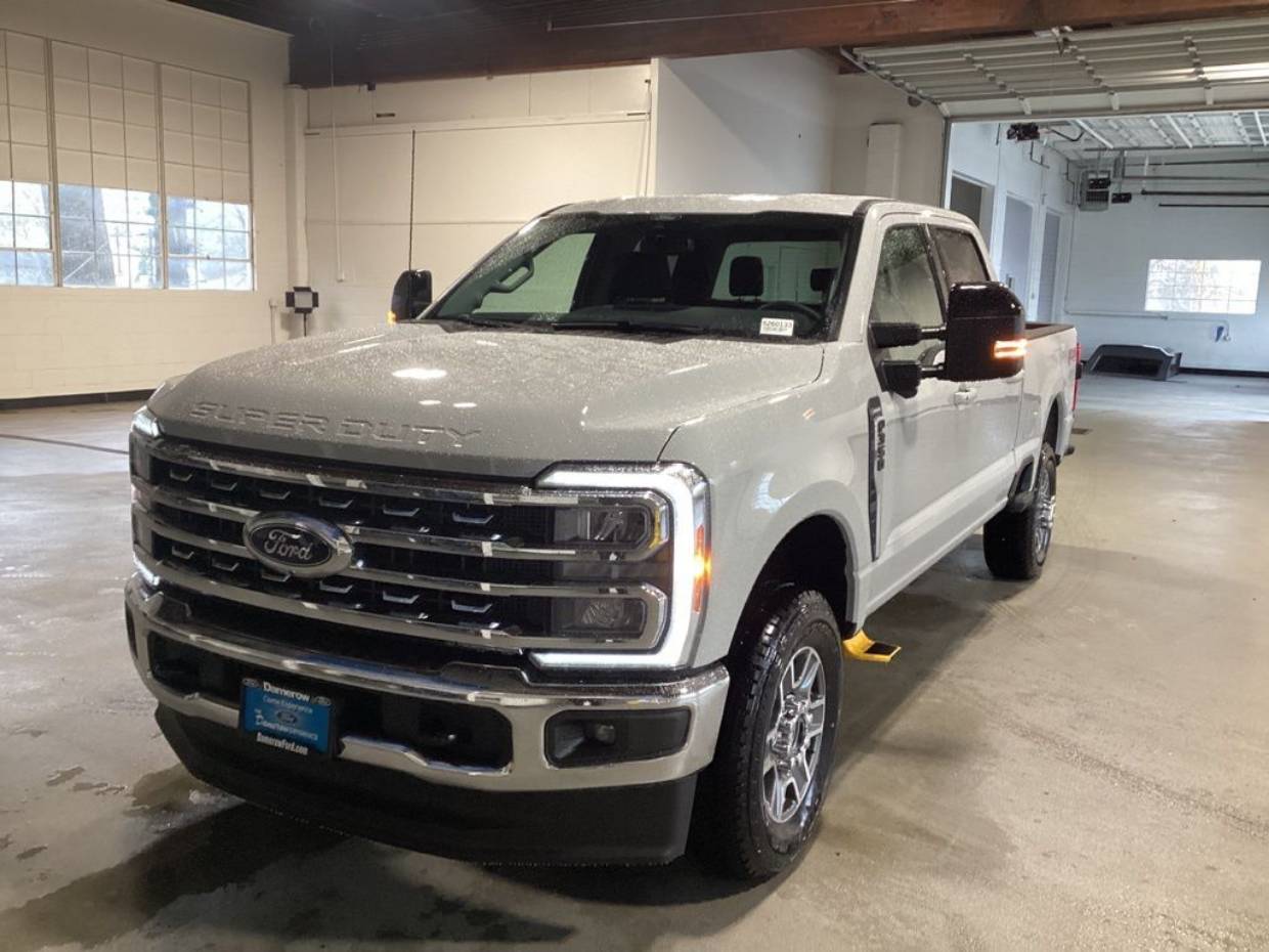 2026 Ford F-350 Super Duty Lariat's photo