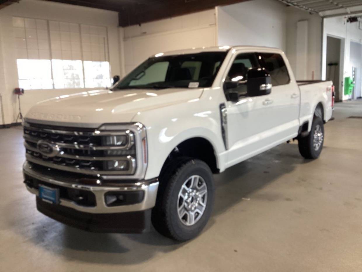 2026 Ford F-350 Super Duty Lariat's photo