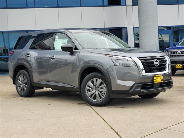 New 2025 Nissan Pathfinder S