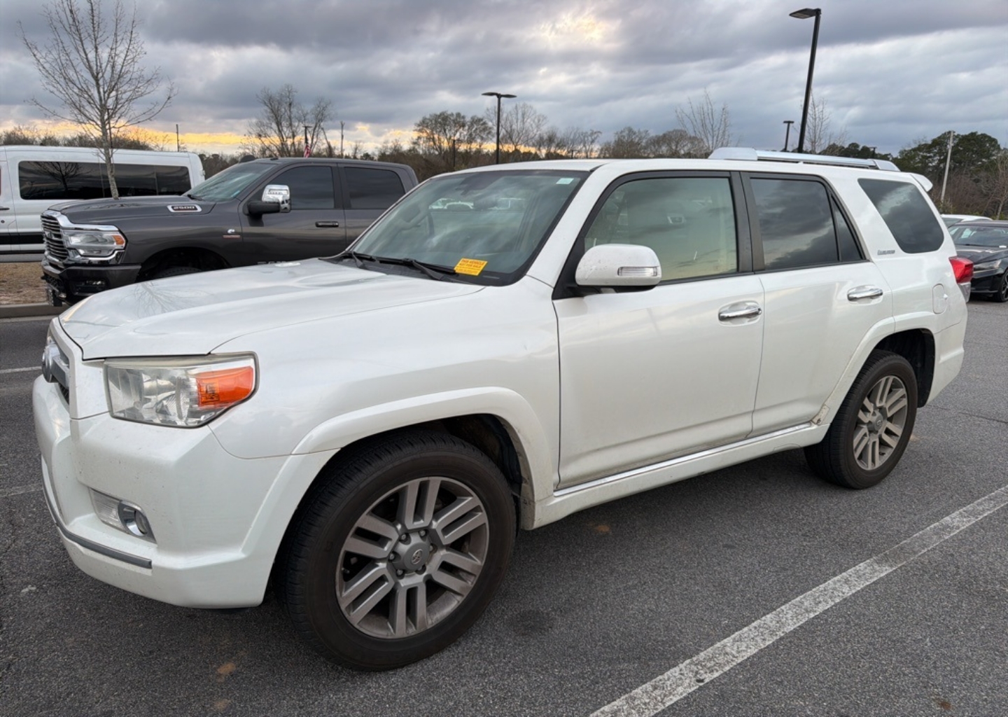 2013 Toyota 4Runner Limited's photo
