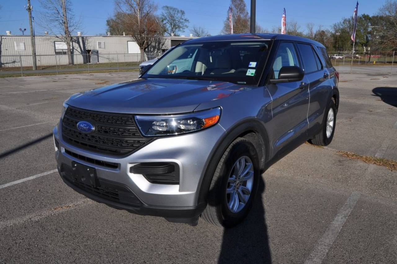 2021 Ford Explorer Base's photo