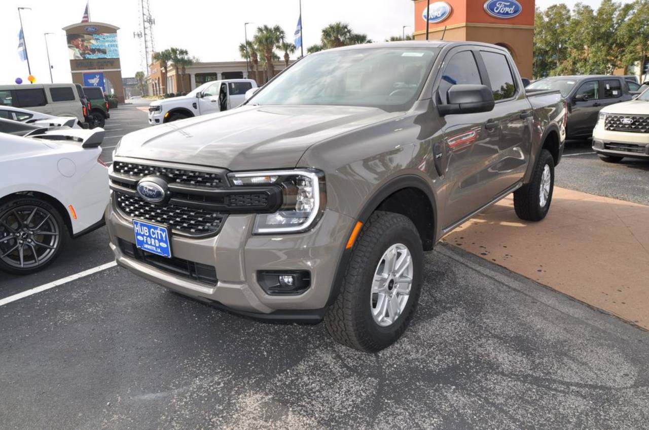 2025 Ford Ranger XL's photo