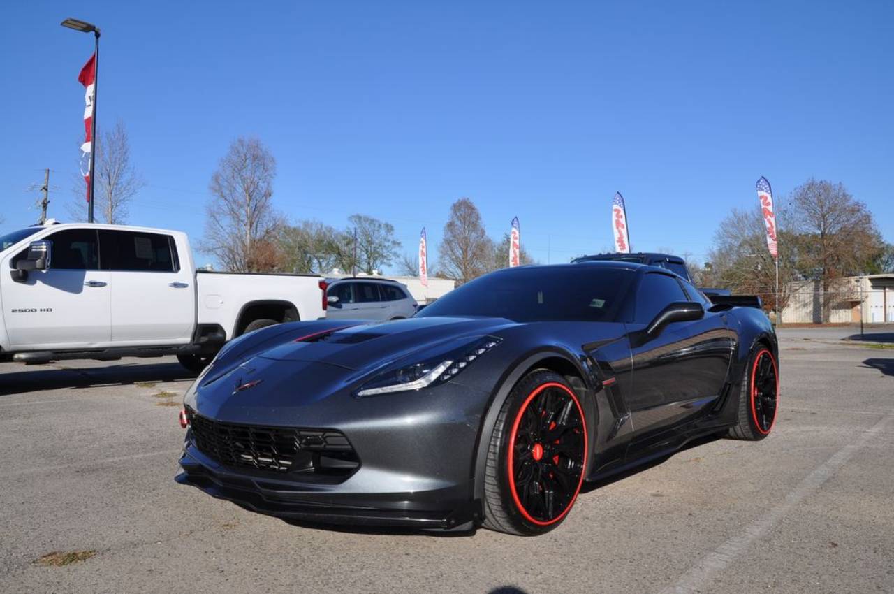 2017 Chevrolet Corvette 2LT's photo