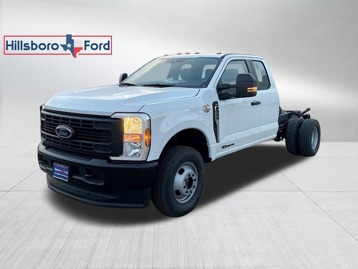 2026 Ford F-350 Base's photo