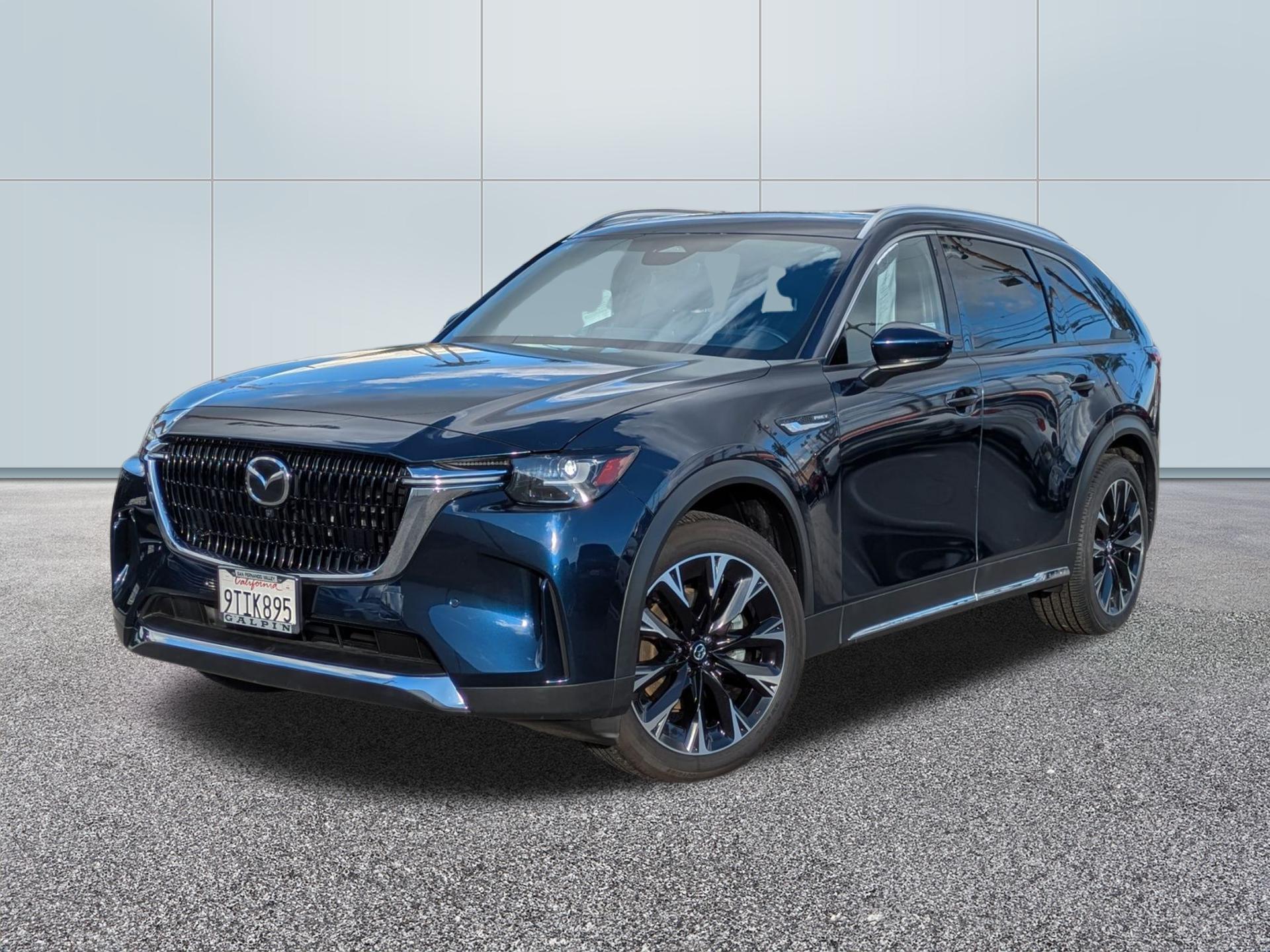 2025 Mazda CX-90 Premium Plus Package's photo