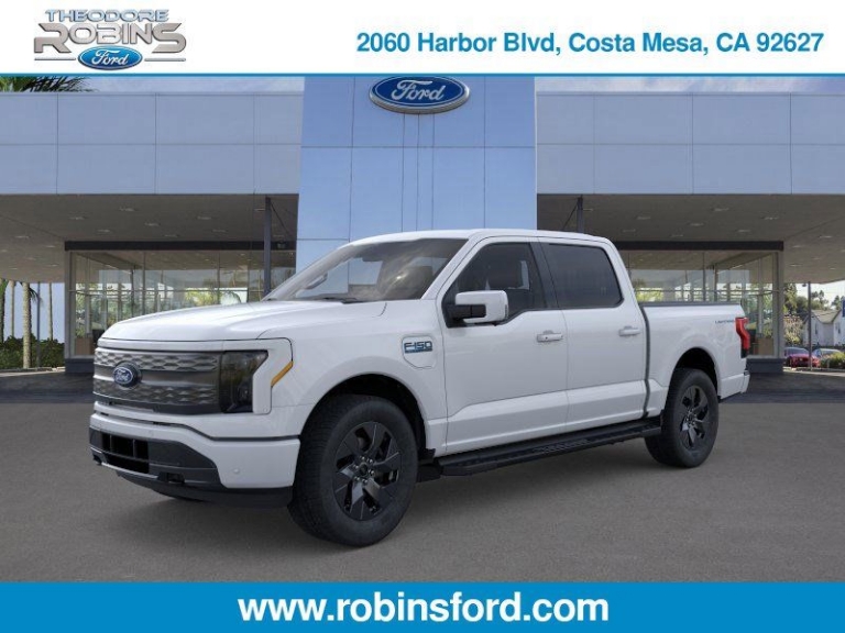 2025 Ford F-150 Lightning LARIAT