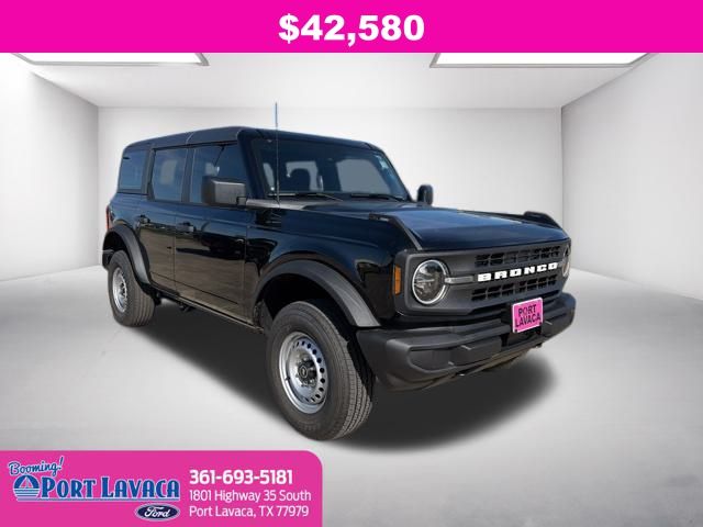 2025 Ford Bronco 4-Door Base's photo