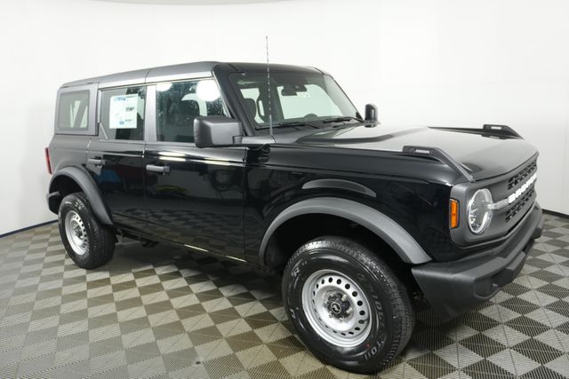 2025 Ford Bronco 4-Door Base's photo