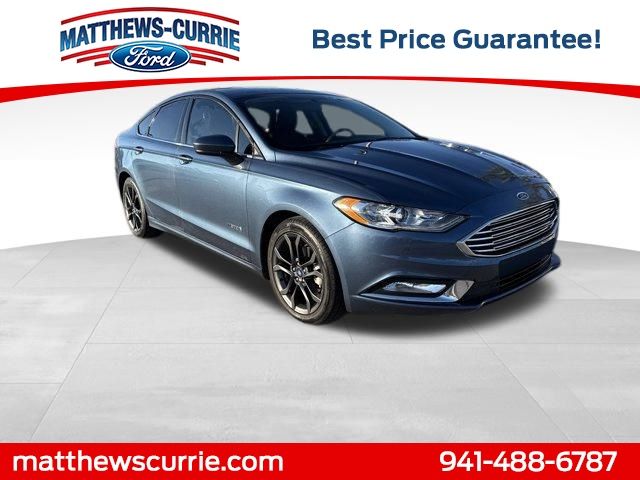 2018 Ford Fusion SE's photo