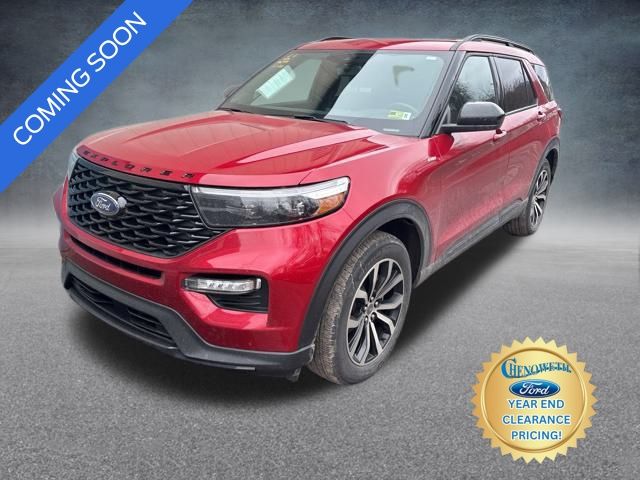 2023 Ford Explorer ST-LINE's photo