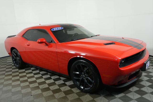 2020 Dodge Challenger SXT's photo