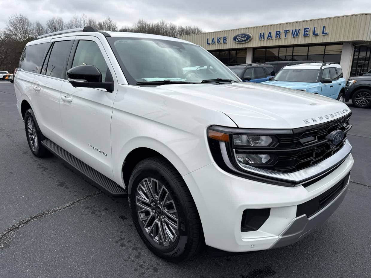 2026 Ford Expedition Platinum's photo