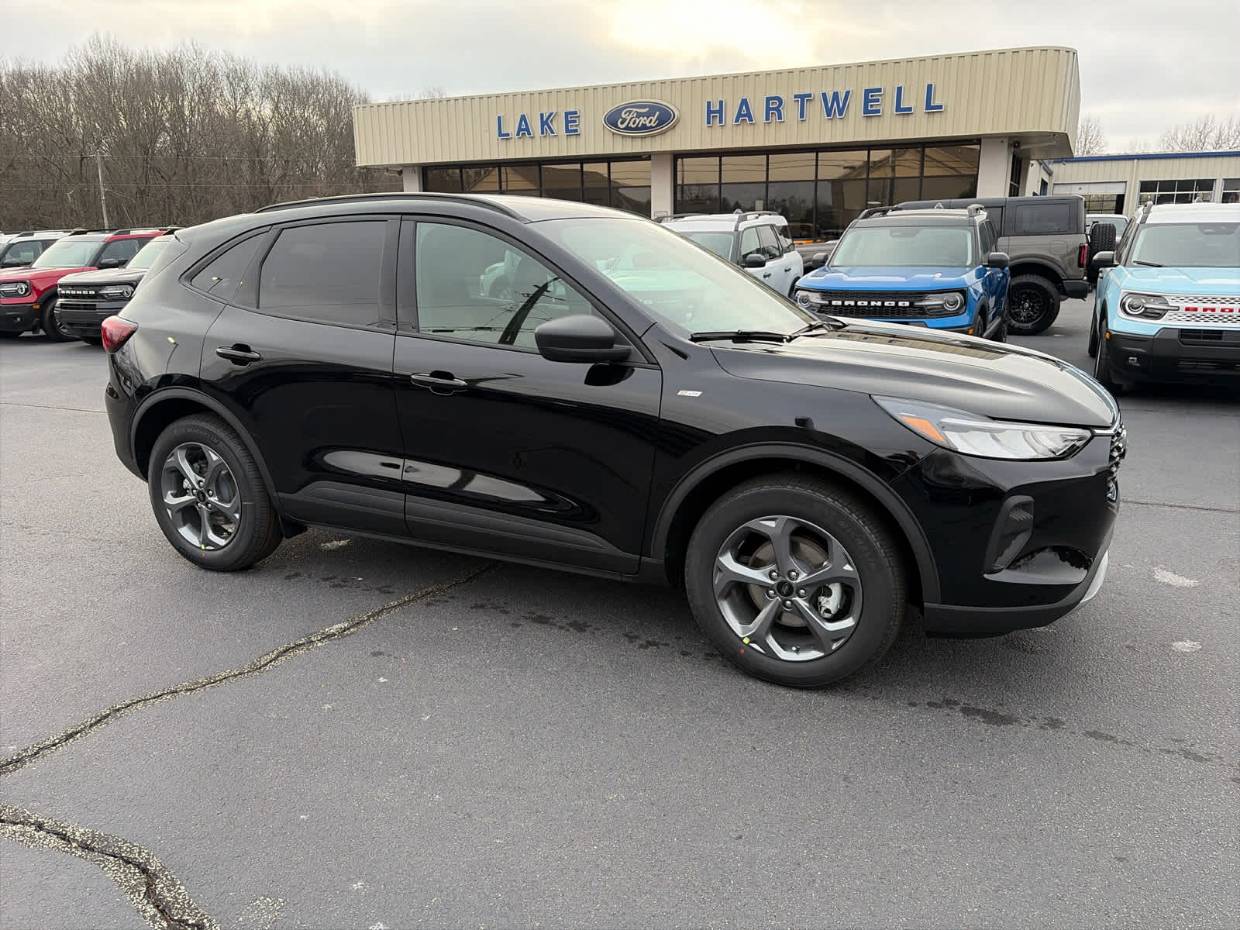 2026 Ford Escape ST-Line's photo