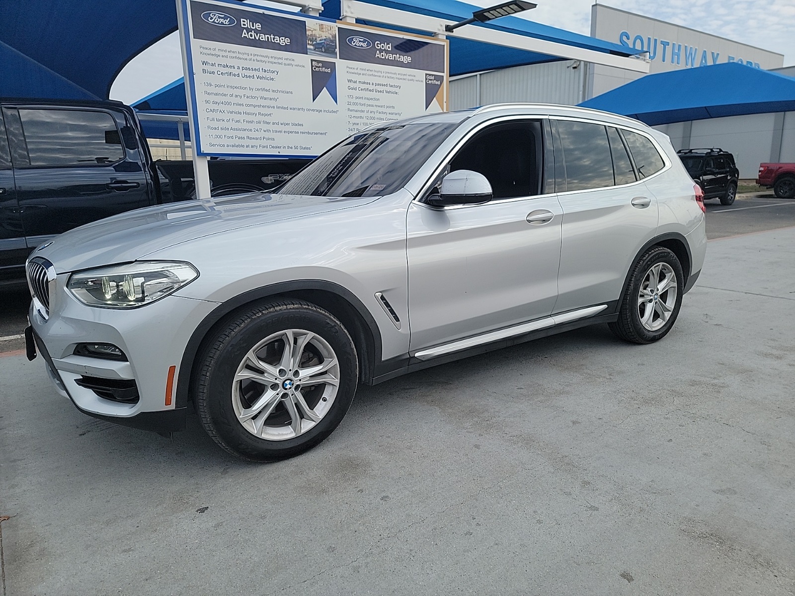 2020 BMW X3 30i's photo