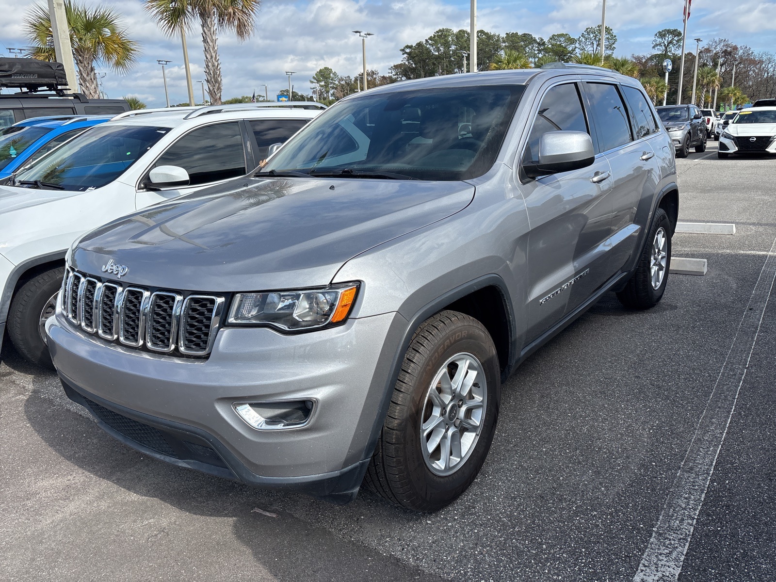 Used 2020 Jeep Grand Cherokee Laredo E