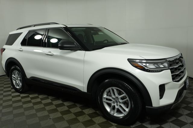2026 Ford Explorer Active's photo