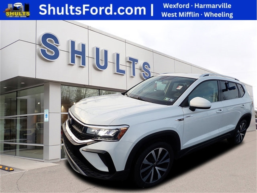 2022 Volkswagen Taos SE's photo